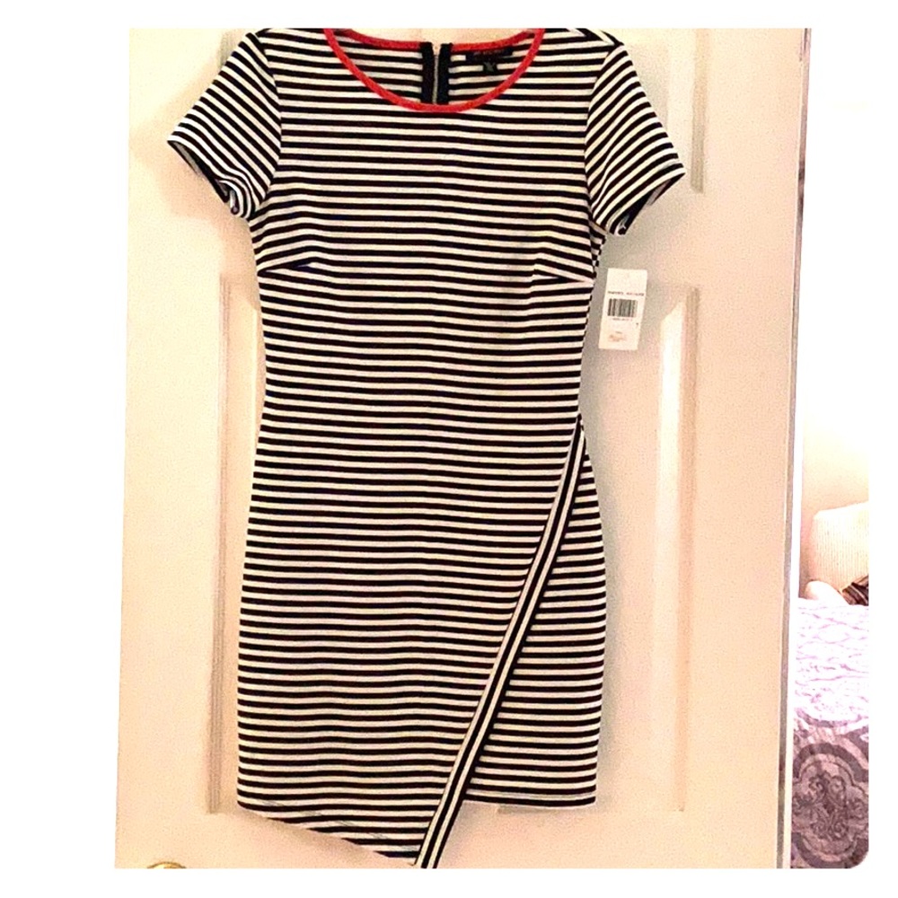💰SALE NWT Summer Dress - Asymmetric Hem